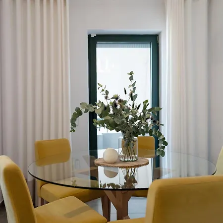 Lumiere Flat W Parking *